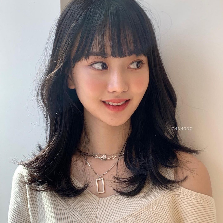 5 kiểu này xinh đẹp, sang chảnh cực hợp với cô nàng tóc đen ảnh 10  5 kiểu này xinh đẹp, sang chảnh cực hợp với cô nàng tóc đen ảnh 10