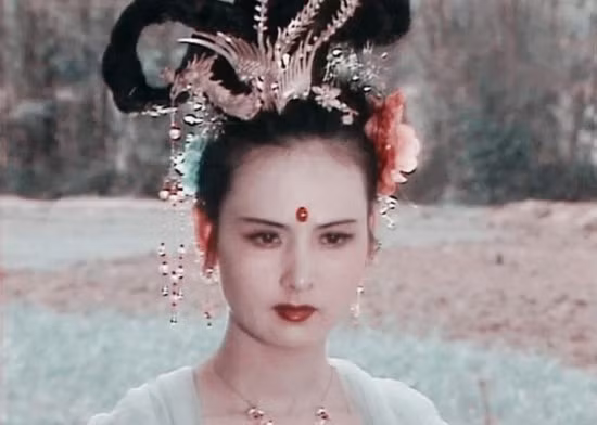 Cuộc sống đáng ngưỡng mộ của diễn viên đóng vai Hằng Nga đẹp nhất màn ảnh ảnh 2