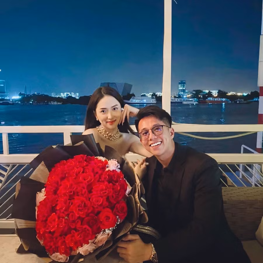 Matt Liu khoe góc làm việc chuẩn CEO, nhưng thực chất đang cao tay khẳng định Hương Giang đã có chủ - Ảnh 3.