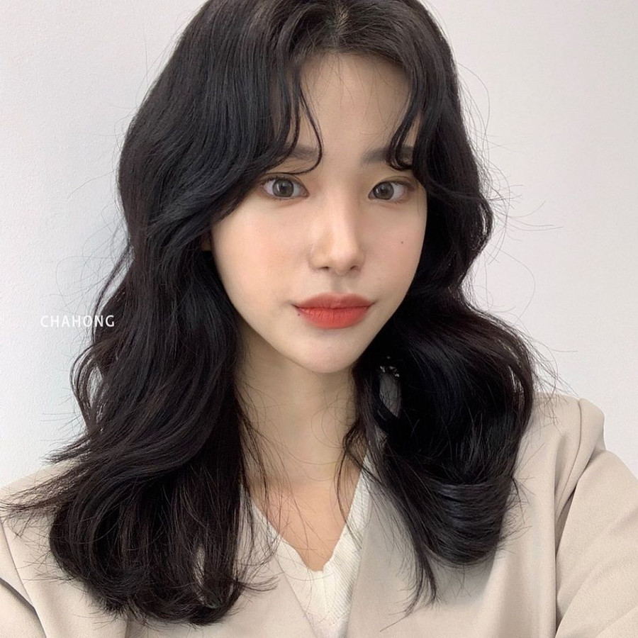 5 kiểu này xinh đẹp, sang chảnh cực hợp với cô nàng tóc đen ảnh 20  5 kiểu này xinh đẹp, sang chảnh cực hợp với cô nàng tóc đen ảnh 20