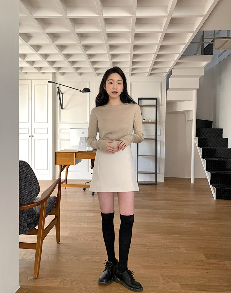 4 mẫu chân váy tôn dáng đỉnh nhất, hack chân dài miên man ảnh 3