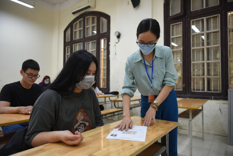 Thí sinh tham dự kỳ thi tốt nghiệp THPT năm 2022. Ảnh: Thế Đại. Thí sinh tham dự kỳ thi tốt nghiệp THPT năm 2022. Ảnh: Thế Đại.