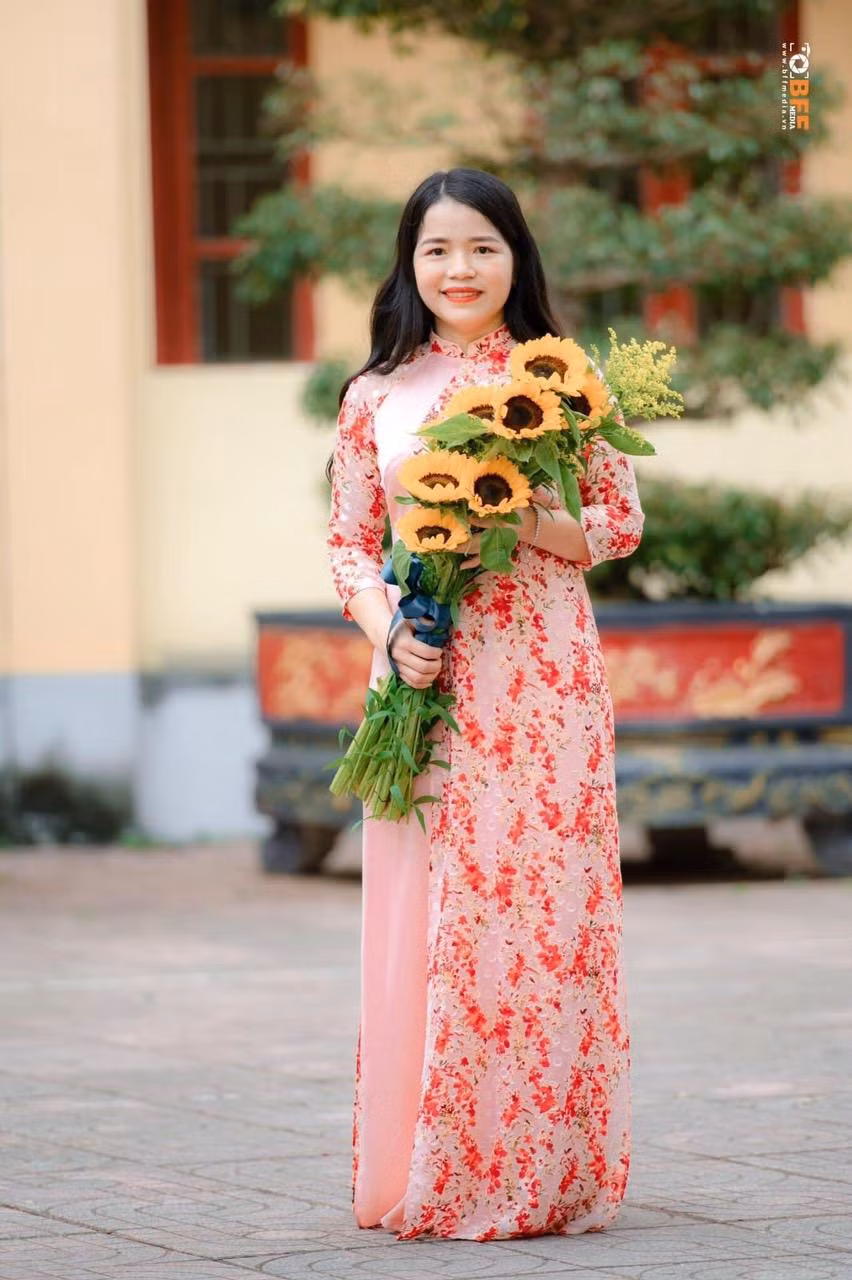 Cô giáo Lê Thị Thanh Nga, Trường THPT Hương Khê, Hà Tĩnh.