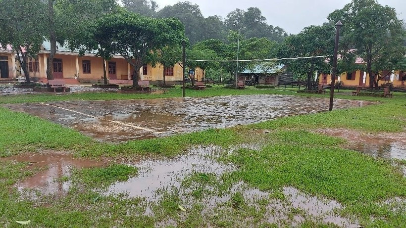 Trường Phổ thông DTNT Bố Trạch sau một trận lũ năm 2020. Ảnh: NVCC.