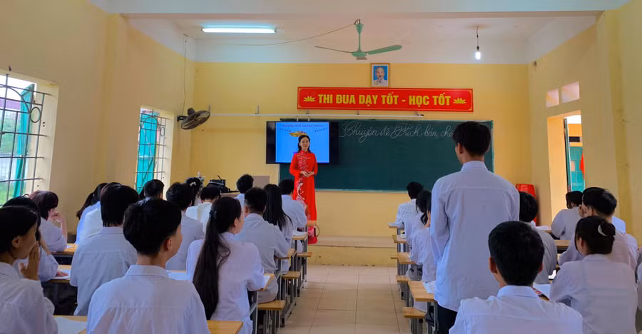 Học sinh lớp 12 bước vào giai đoạn ôn thi nước rút. Ảnh minh họa.