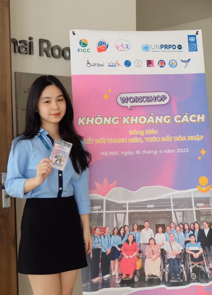 Sinh viên Học viện Ngoại giao tham gia workshop "Không khoảng cách".