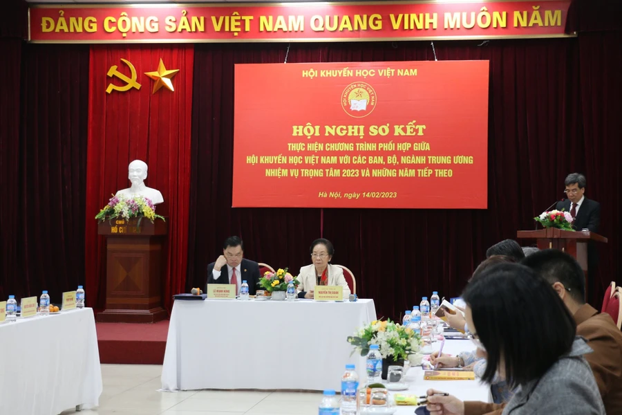 Quang cảnh hội nghị.