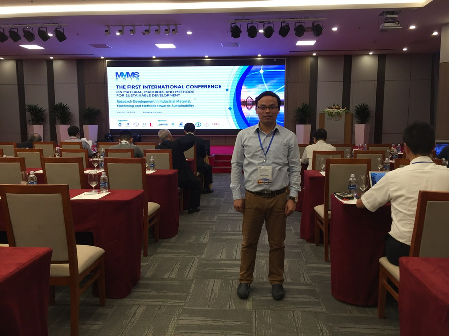 PGS.TS Trần Thế Văn tích cực đổi mới, sáng tạo trong phương pháp giảng dạy. Ảnh: NVCC. PGS.TS Trần Thế Văn tích cực đổi mới, sáng tạo trong phương pháp giảng dạy. Ảnh: NVCC.