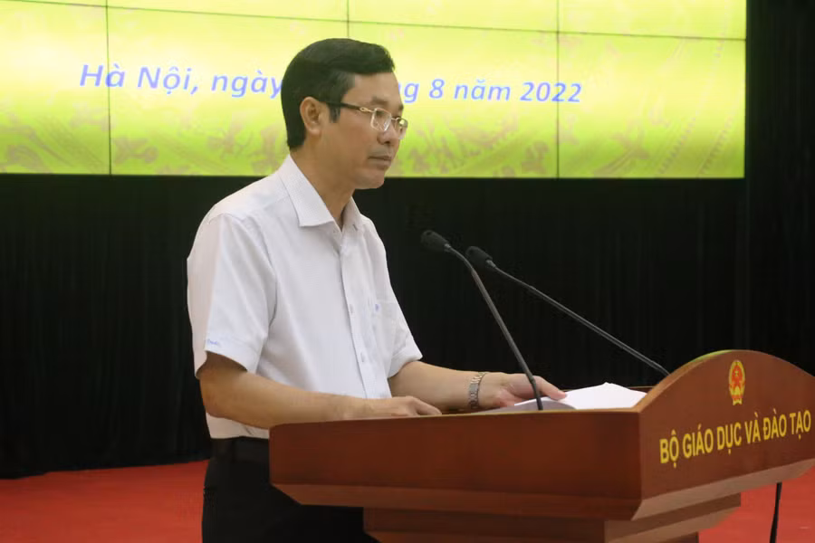 Thứ trưởng Nguyễn Văn Phúc phát biểu tại hội nghị.