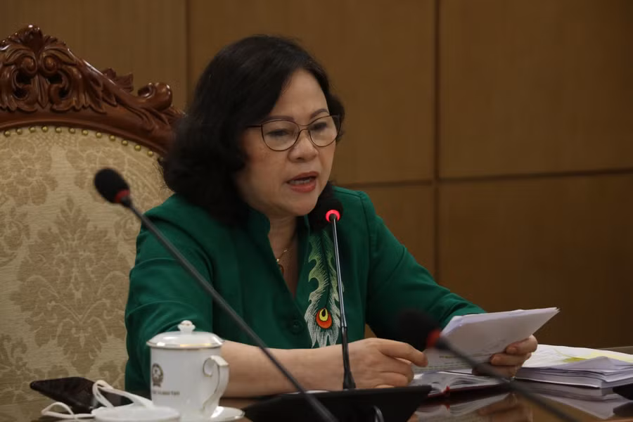 Thứ trưởng Ngô Thị Minh chủ trì hội thảo.