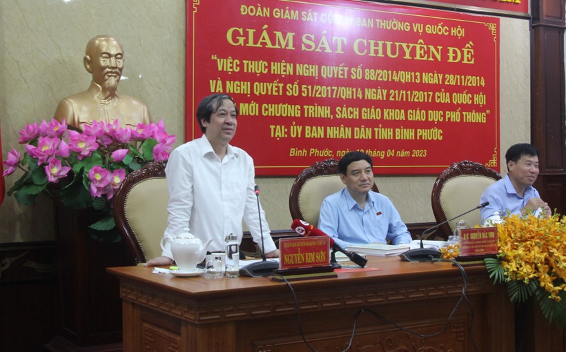 Bộ trưởng Nguyễn Kim Sơn phát biểu tại buổi giám sát. Bộ trưởng Nguyễn Kim Sơn phát biểu tại buổi giám sát.
