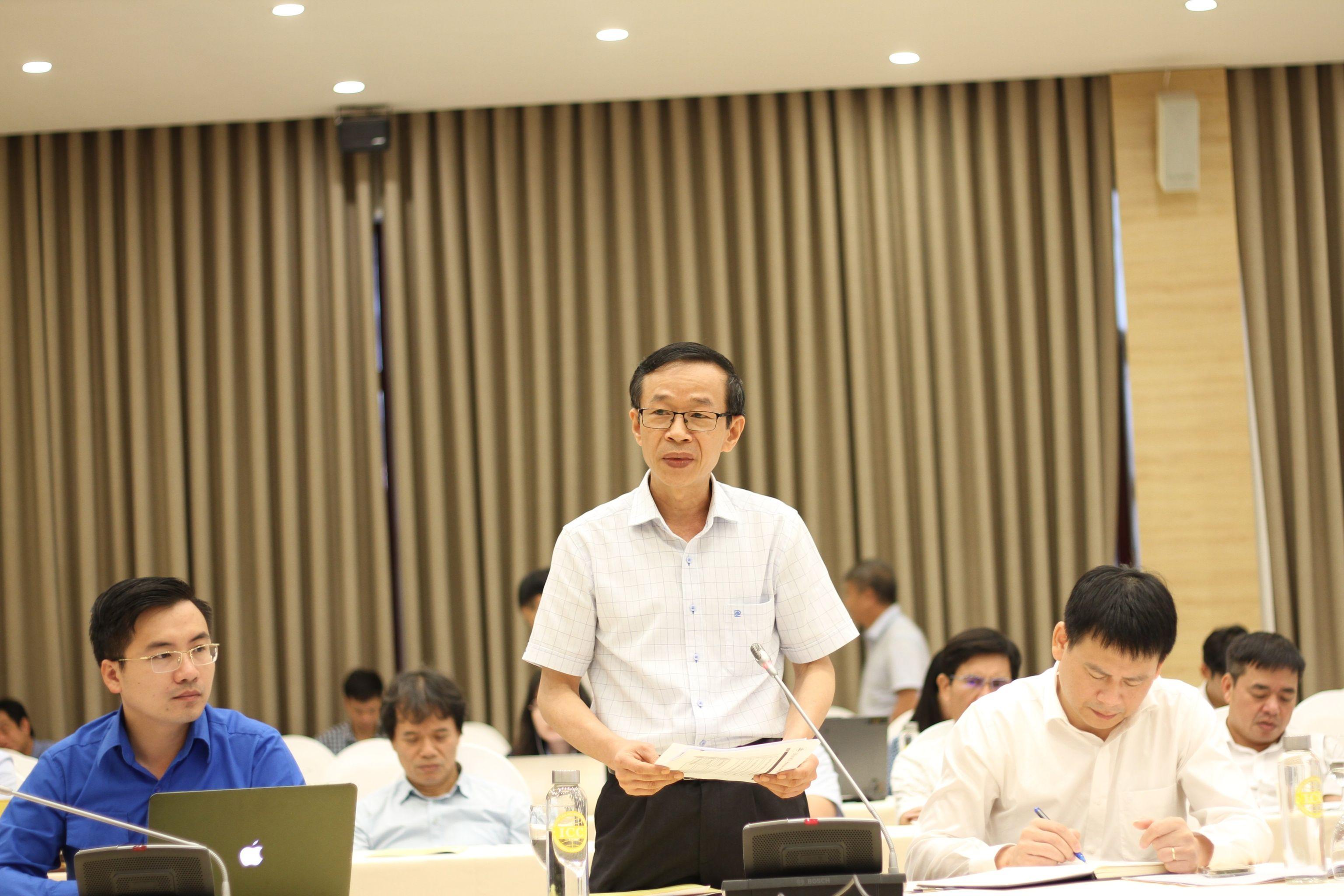 GS.TS Nguyễn Văn Minh tham luận tại Hội nghị. GS.TS Nguyễn Văn Minh tham luận tại Hội nghị.