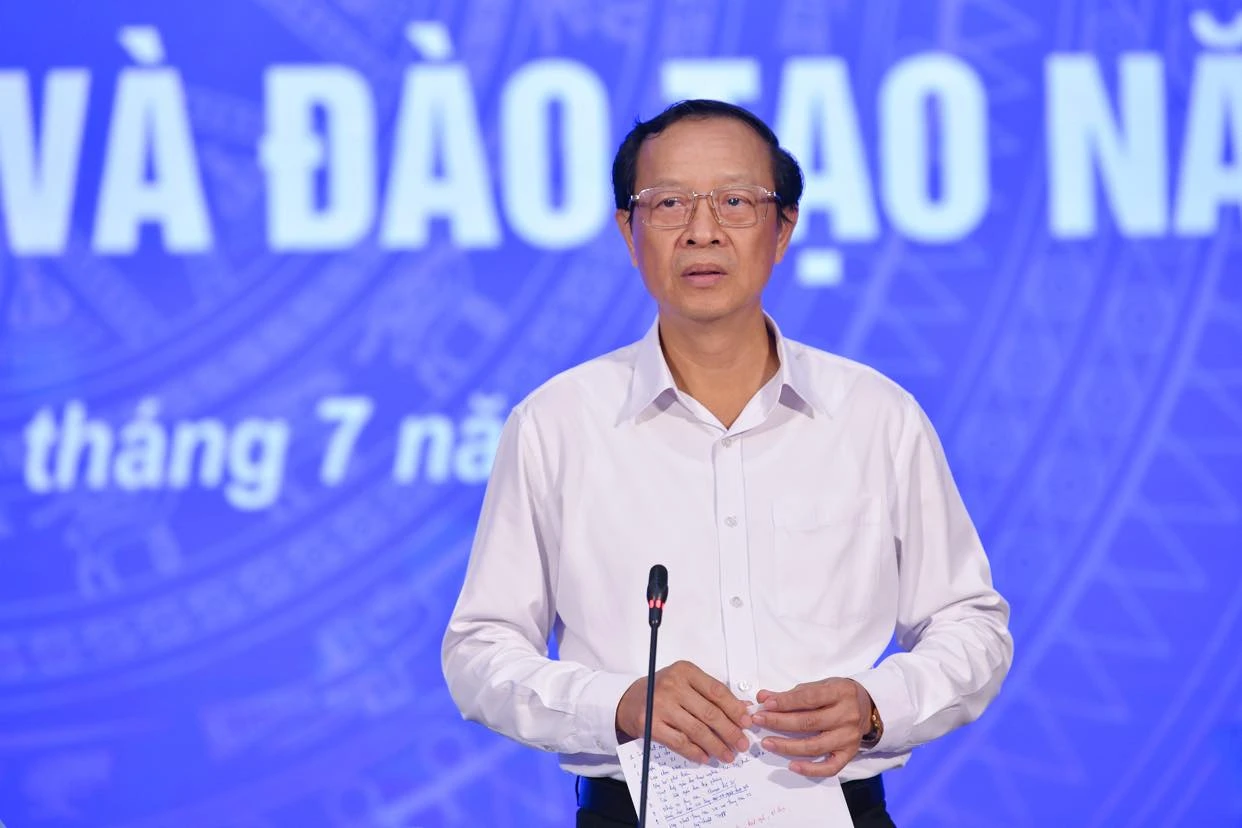 Thứ trưởng Phạm Ngọc Thưởng phát biểu.