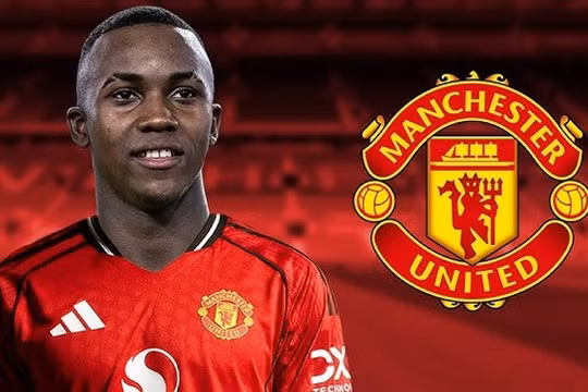 Man United chuẩn bị ra mắt tân binh tuổi teen