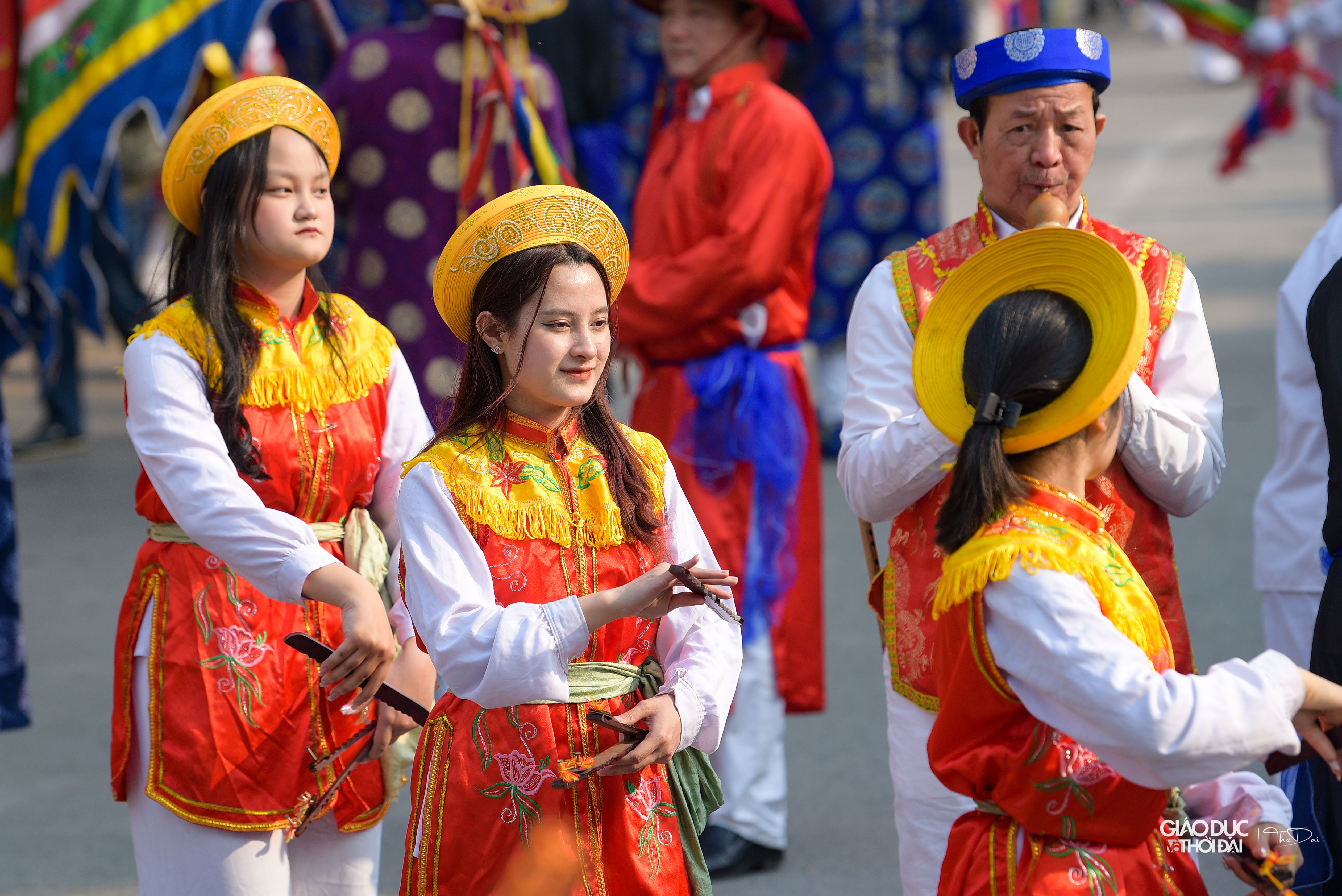 Lễ hội làng Triều Khúc không chỉ có sự góp mặt của người dân trong làng mà còn thu hút du khách thập phương ở khắp nơi. Đây được đánh giá là vẫn giữ được nét đẹp lễ hội truyền thống, nó mang cốt cách, nét đẹp tâm linh của Thủ đô ngàn năm văn hiến. Lễ hội làng Triều Khúc không chỉ có sự góp mặt của người dân trong làng mà còn thu hút du khách thập phương ở khắp nơi. Đây được đánh giá là vẫn giữ được nét đẹp lễ hội truyền thống, nó mang cốt cách, nét đẹp tâm linh của Thủ đô ngàn năm văn hiến.
