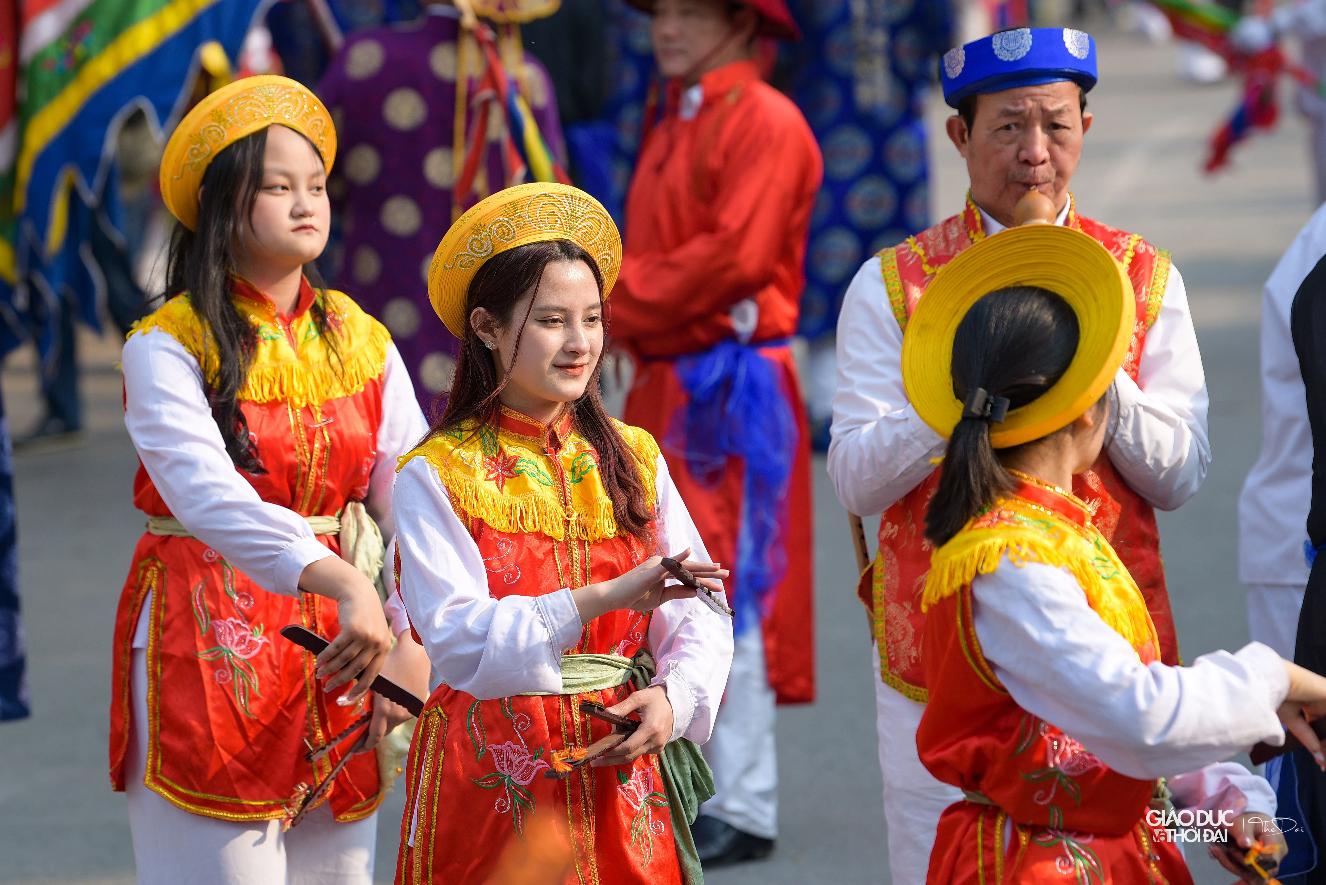 Lễ hội làng Triều Khúc không chỉ có sự góp mặt của người dân trong làng mà còn thu hút du khách thập phương ở khắp nơi. Đây được đánh giá là vẫn giữ được nét đẹp lễ hội truyền thống, nó mang cốt cách, nét đẹp tâm linh của Thủ đô ngàn năm văn hiến.