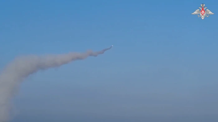 Đòn chính xác phá hủy loạt xe bọc thép và radar phản pháo AN/TPQ-50