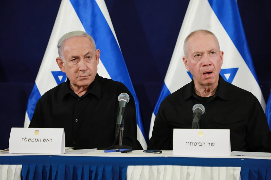 Thủ tướng Israel Benjamin Netanyahu và cựu Bộ trưởng Quốc phòng Yoav Gallant.