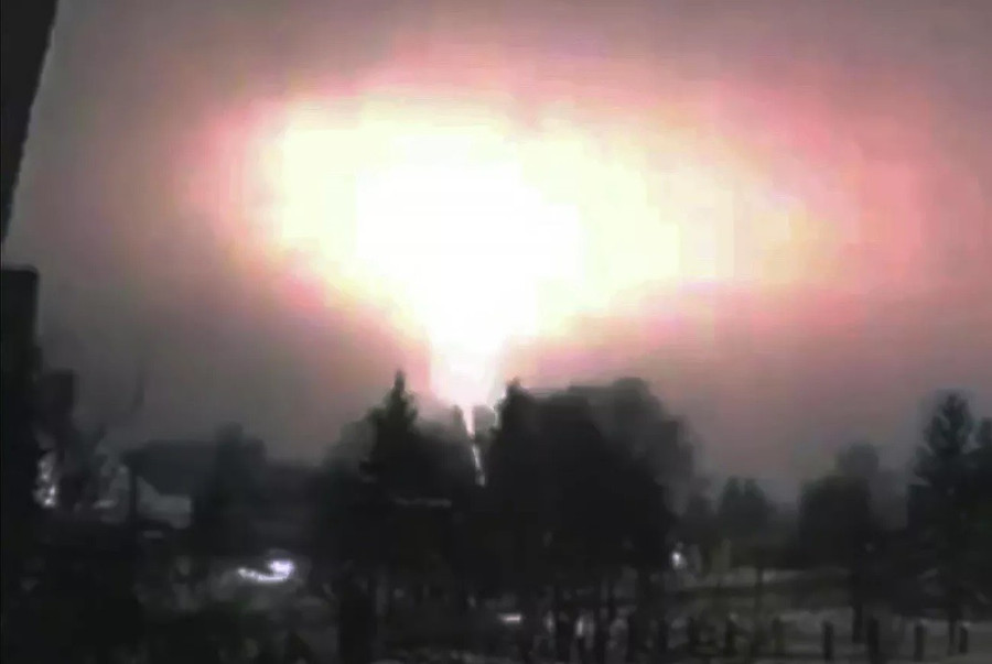 Khoảnh khắc tên lửa Oreshnik tấn công các mục tiêu trọng yếu của Ukraine. 