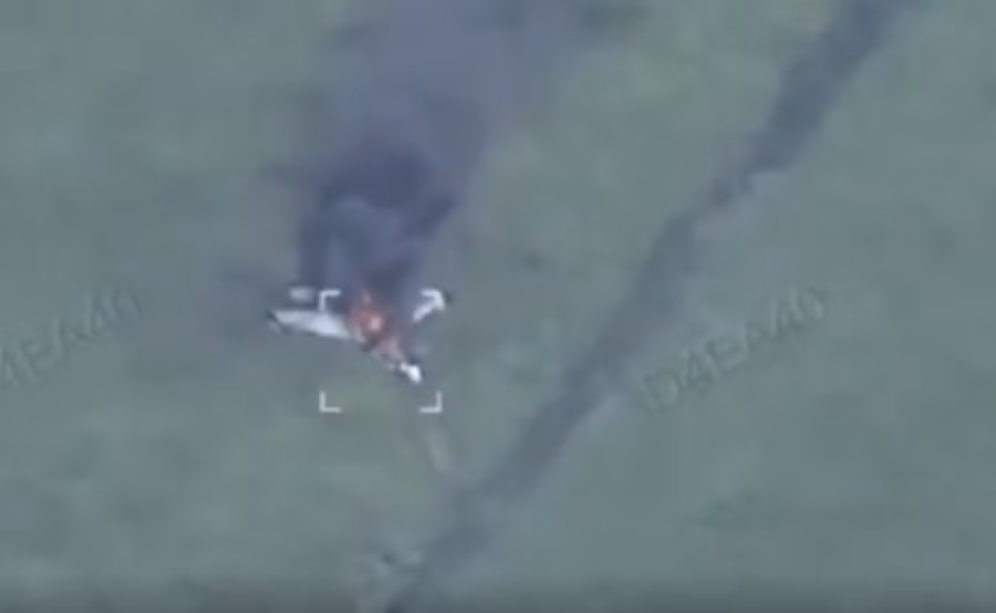 Hình ảnh chiếc Su-35S bốc cháy do Ukraine công bố.