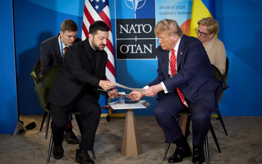 Ông Volodymyr Zelensky và Tổng thống Mỹ Donald Trump.