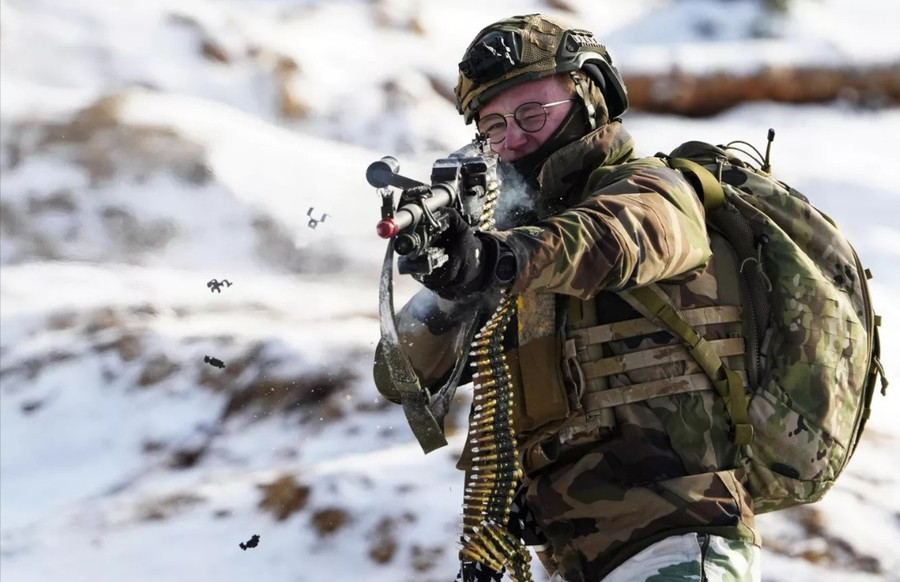 Binh sĩ Pháp trong một cuộc tập trận chung với NATO.