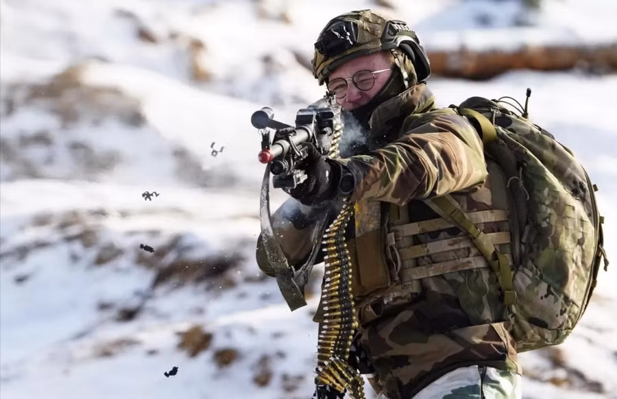 Binh sĩ Pháp trong một cuộc tập trận chung với NATO.