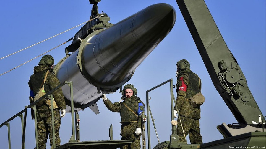 Tên lửa chiến thuật Nga trong một lần diễn tập tại Kaliningrad.