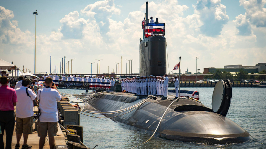 Tàu ngầm USS John Warner, lớp Virginia của Hải quân Mỹ.