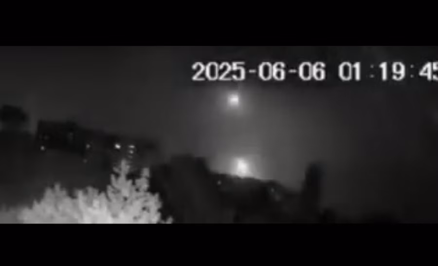 Hệ thống Patriot phóng đạn đánh chặn tên lửa Nga.