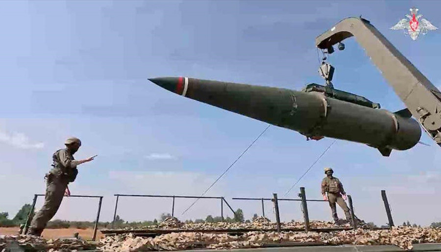 Lực lượng tên lửa Nga diễn tập chiến đấu với Iskander-M tại Kaliningrad. 