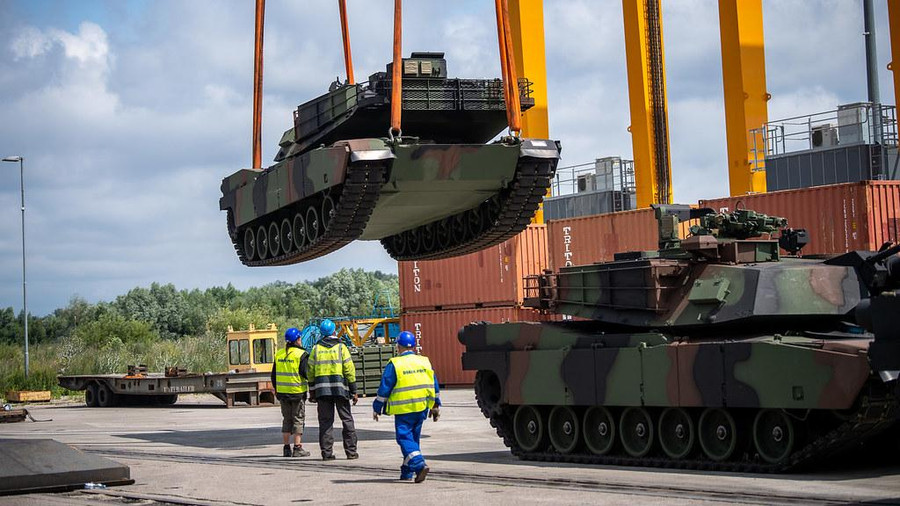 Xe tăng M1 Abrams.