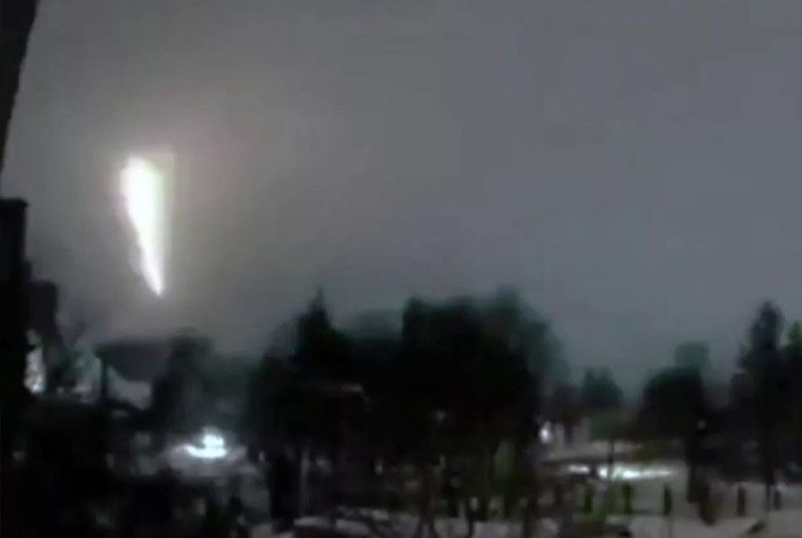 Khoảnh khắc Oreshnik tấn công mục tiêu tại Kiev.