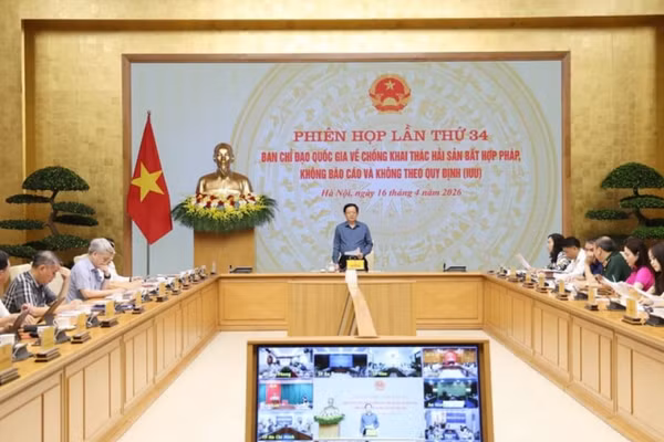 Toàn cảnh phiên họp.