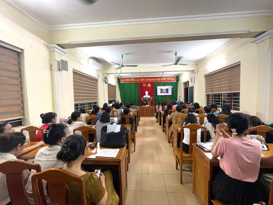 Quang cảnh buổi tập huấn ở điểm cầu.