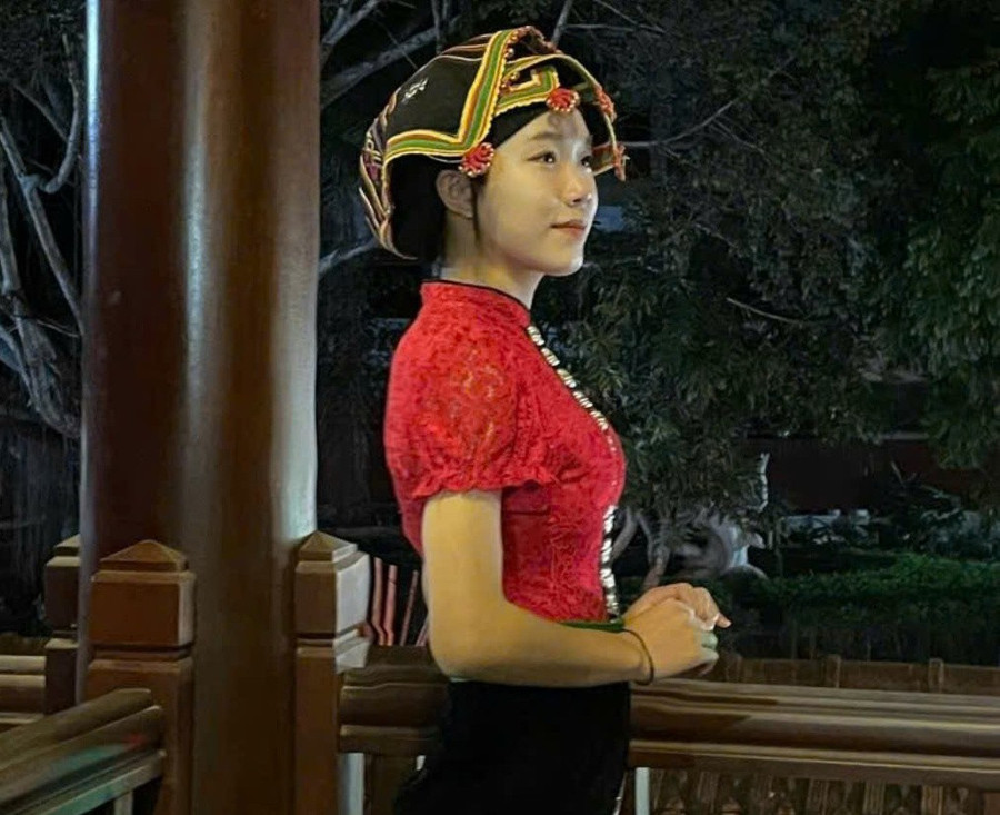 Thùng Thị Thủy Tiên, tân sinh viên năm nhất ngành Sư phạm Âm nhạc, Trường Đại học Sư phạm Hà Nội.