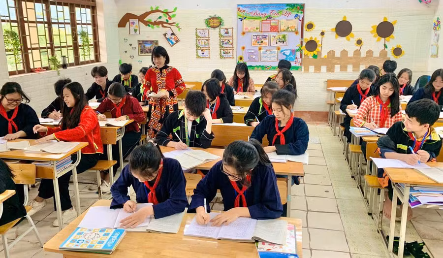 Một tiết học Trường Phổ thông Dân tộc Nội trú THCS và THPT Cao Lộc (Lạng Sơn).