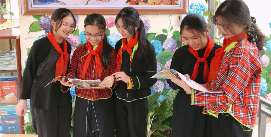 Học sinh Trường Phổ thông Dân tộc Nội trú THCS và THPT Cao Lộc. dan-toc-4.jpg