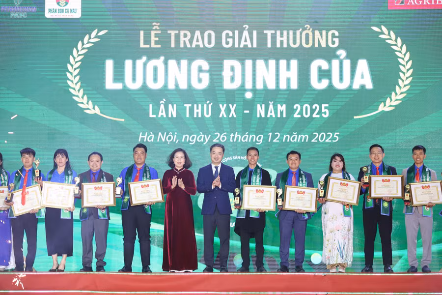 Lễ trao Giải thưởng Lương Định Của lần thứ XX – năm 2025, tôn vinh 30 nhà nông trẻ xuất sắc.