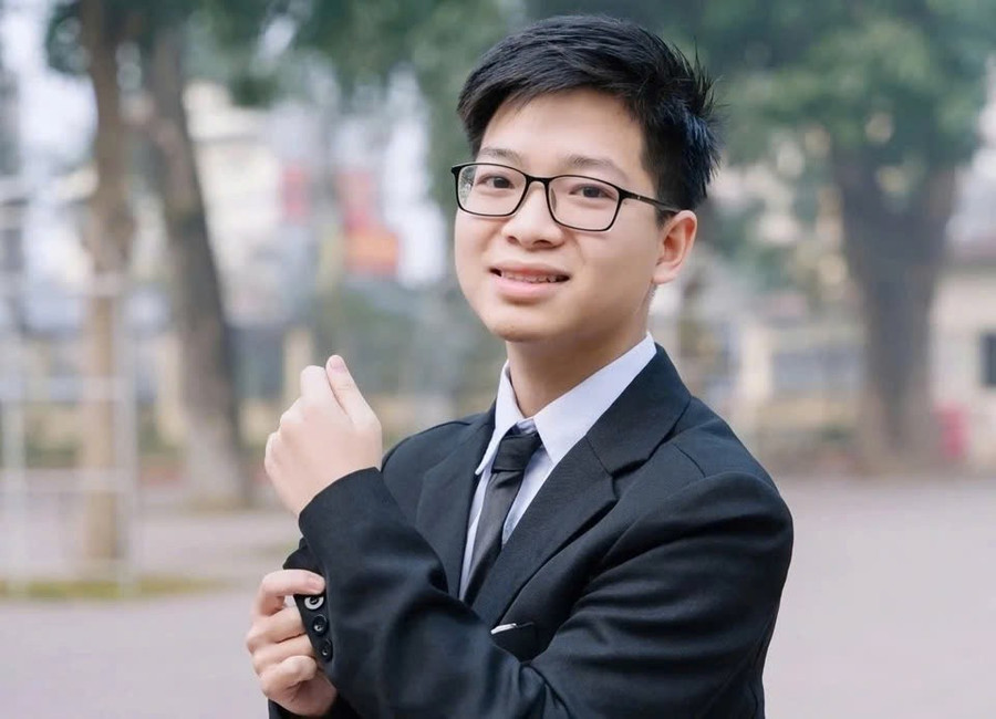 Nguyễn Duy Phong - học sinh lớp 12A5 Trường THPT Chương Mỹ A (Hà Nội).