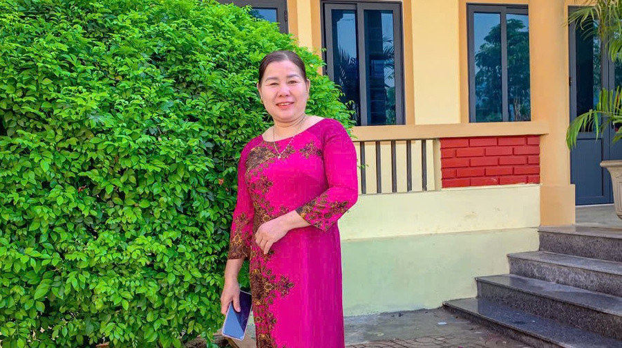 Cô giáo Hà Thị Thạch, giáo viên Trường Tiểu học và THCS Tri Lễ 1. ha-1.jpg