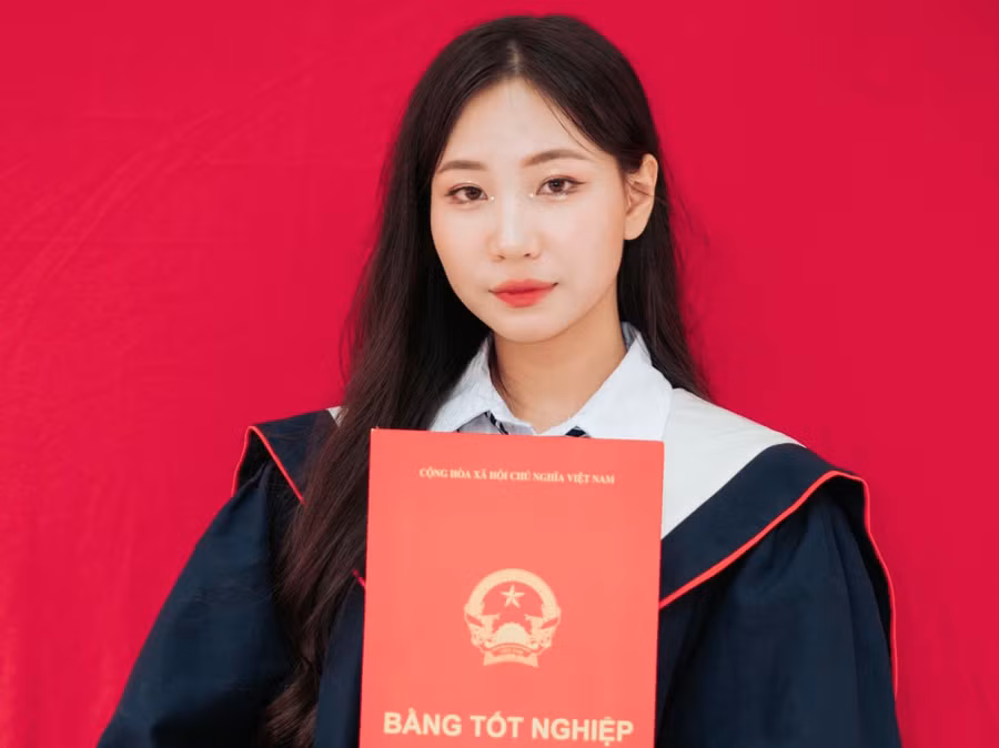 Nguyễn Hồng Hạnh - cựu học sinh lớp 12A2, Trường THPT Hữu Lũng (huyện Hữu Lũng, tỉnh Lạng Sơn). Ảnh NVCC.