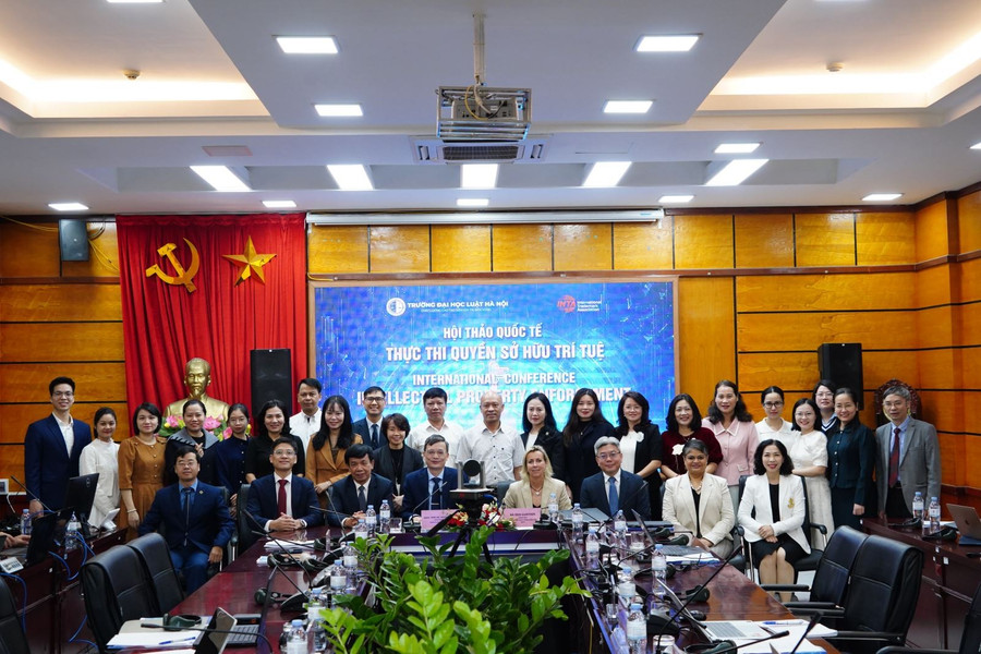 Quamg cảnh hội thảo