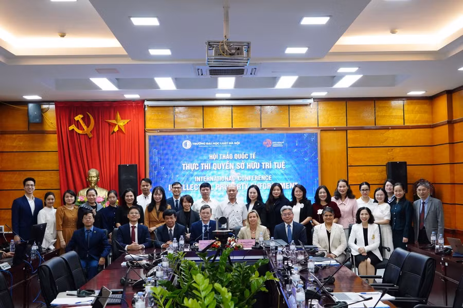 Quamg cảnh hội thảo