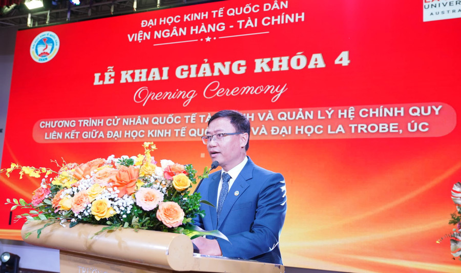 PGS.TS Bùi Đức Thọ - Chủ tịch Hội đồng Đại học Kinh tế Quốc dân phát biểu. h-2.jpg