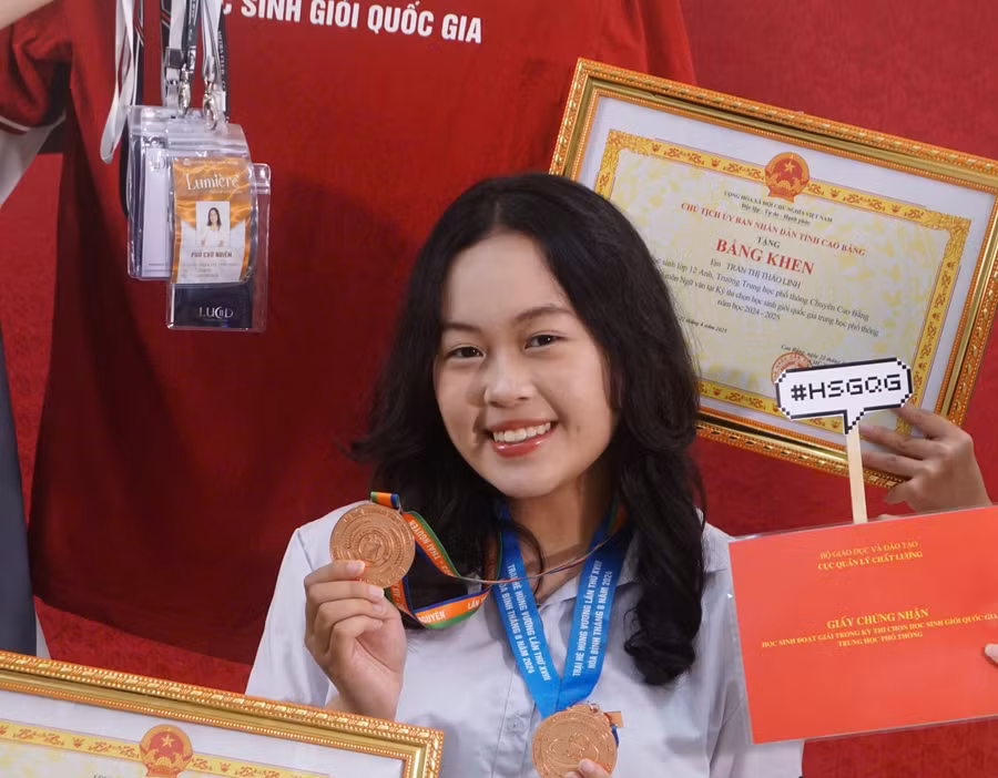 Trần Thị Thảo Linh sinh viên năm nhất Khoa Sư phạm Ngữ văn, Trường Đại học Sư phạm Hà Nội. Ảnh NVCC.