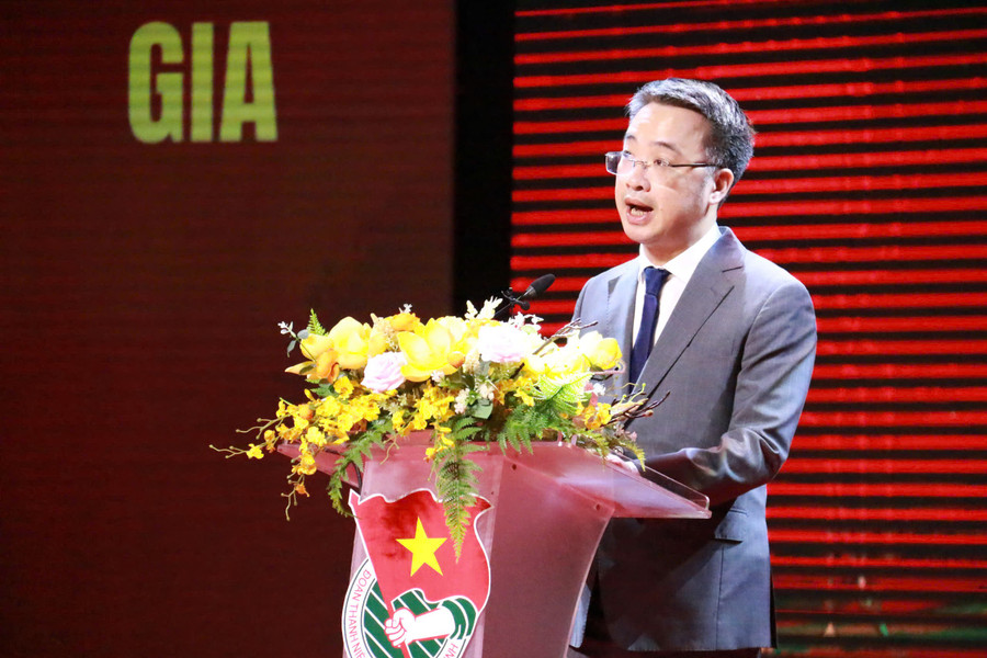 Anh Nguyễn Tường Lâm, Bí thư Trung ương Đoàn, Chủ tịch Trung ương Hội LHTN Việt Nam phát biểu. tri-thuc-2.jpg