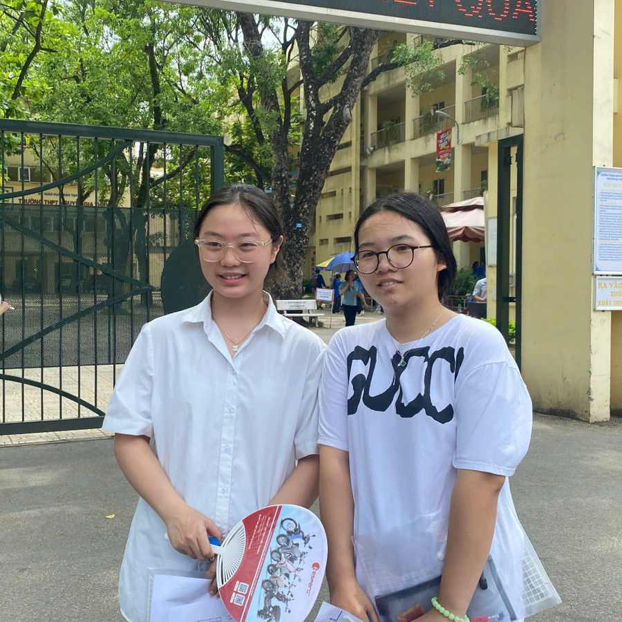 Thí sinh kết thúc môn thi đầu tiên. con-3.jpg
