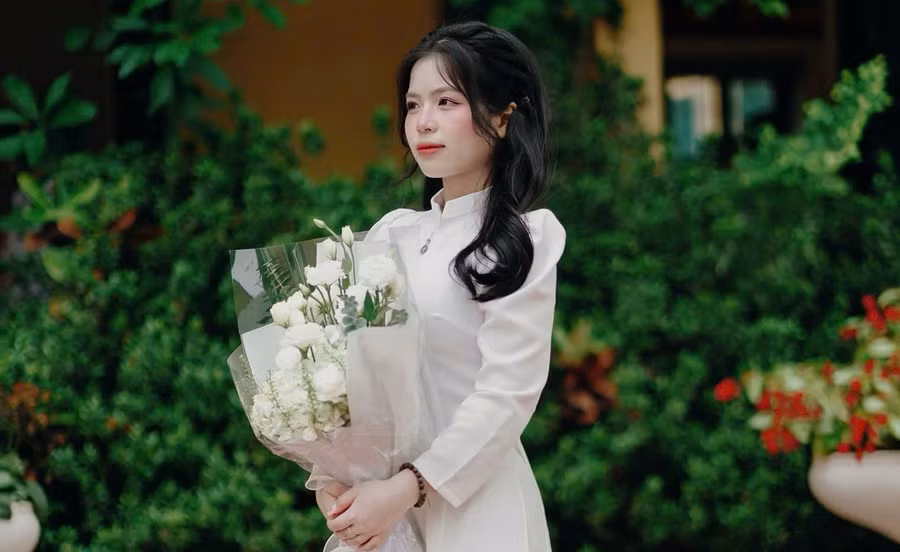 Mai Quỳnh Anh - học sinh Trường THPT Văn Giang (Hưng Yên)