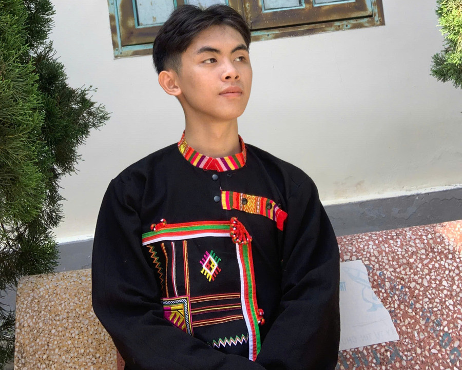 Tòng Văn Trường. truong-2.jpg